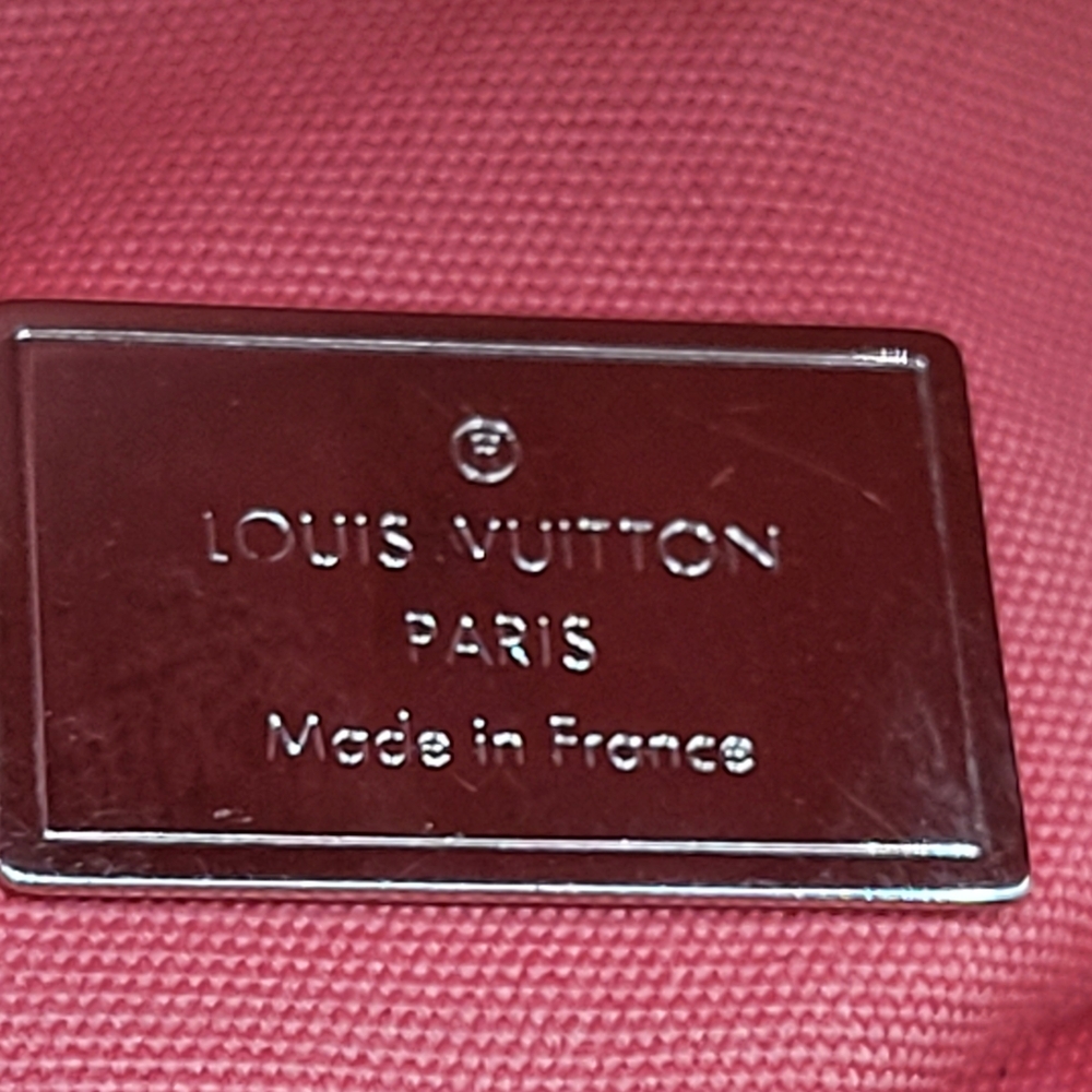 Louis Vuitton Monogram Vernis Pasadena, Authentic w/COA.. - Picture 12 of 16